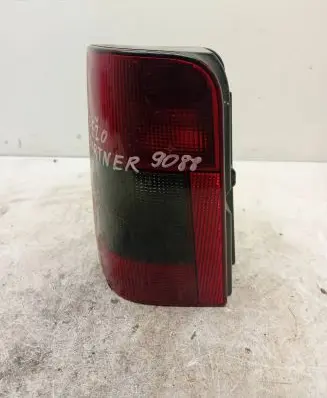 Peugeot Partner Rear/tail lights