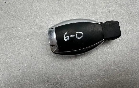 Mercedes-Benz ML W164 Ignition key/card A164