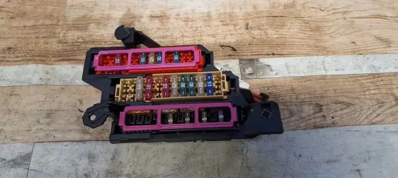 Audi Q5 SQ5 Fuse module 8K0971845 8K0941824B