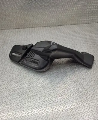 Opel Mokka B Fender mounting bracket 9825559980