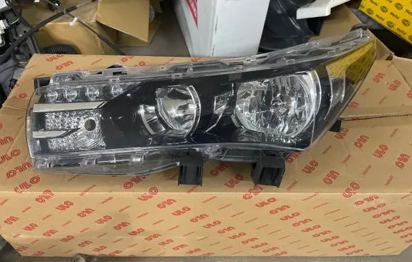 Toyota Corolla E160 E170 Headlight/headlamp 8117002E7100