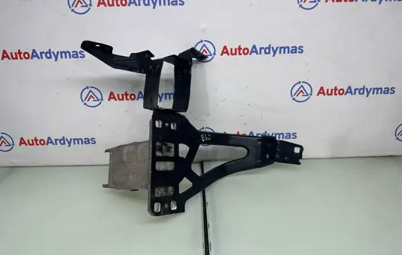 BMW 5 E60 E61 Radiator support slam panel bracket 7163484 51647163484 7033732
