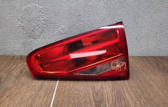Audi A4 S4 B8 8K Tailgate rear/tail lights 8K5945094