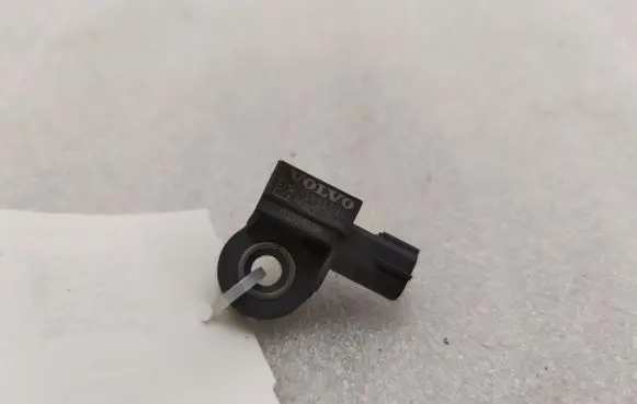 Volvo XC60 Airbag deployment crash/impact sensor 31451531