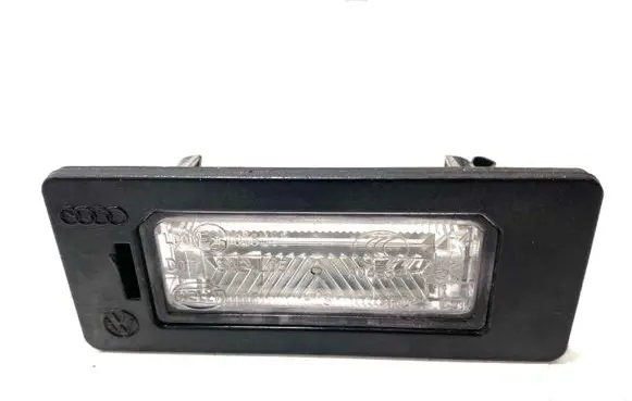 Audi Q5 SQ5 Number plate light 8T0943021