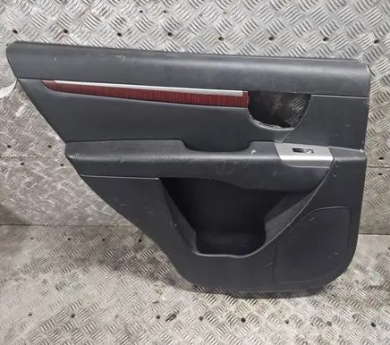 Hyundai Santa Fe Rear door card panel trim P833302B030