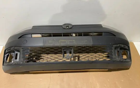 Volkswagen Caddy Front bumper 2K7807221