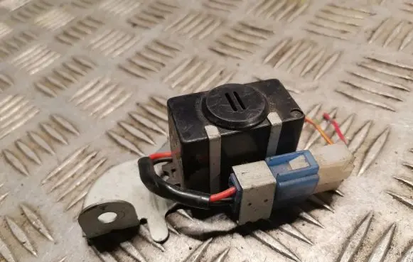 Mitsubishi Pajero Other relay MB649187