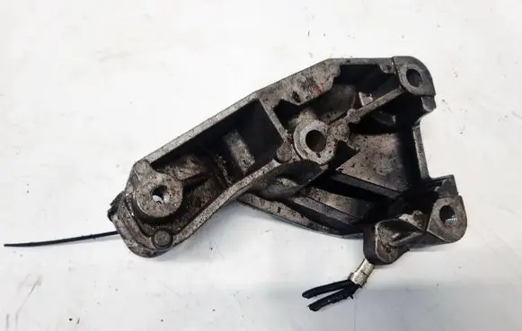 Nissan Primera Engine mounting bracket 11232BV000