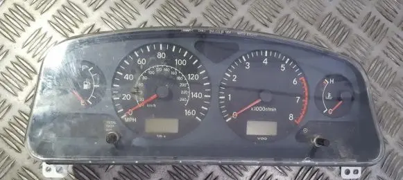 Toyota Avensis T220 Speedometer (instrument cluster) 8380005250 83800-05250