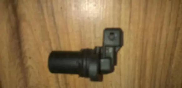 Ford Fiesta Crankshaft position sensor 95BF12K073AA