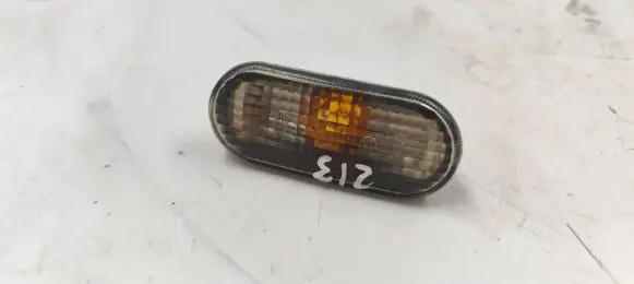 Volkswagen Sharan Front fender indicator light 3B0949117C