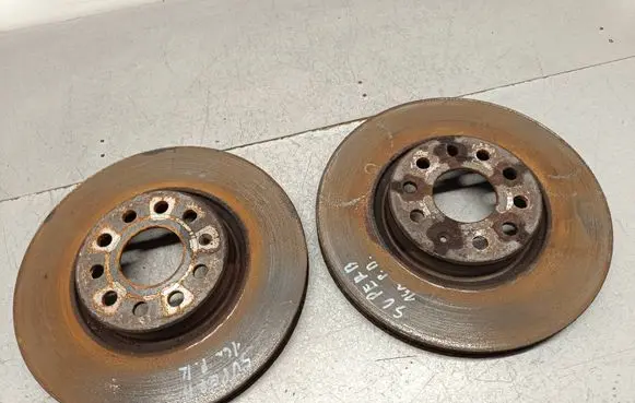 Skoda Superb B8 (3V) Front brake disc