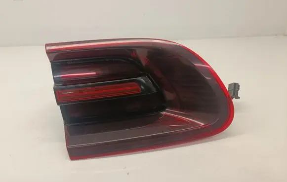 Porsche Macan (95B) Tailgate rear/tail lights 95B945093S 01150007 12102017