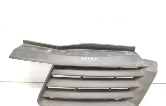 Renault Espace IV Front bumper upper radiator grill N31053M