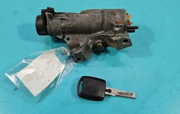 Skoda Fabia Mk1 (6Y) Ignition lock 4B0905851C IMPRK1379816