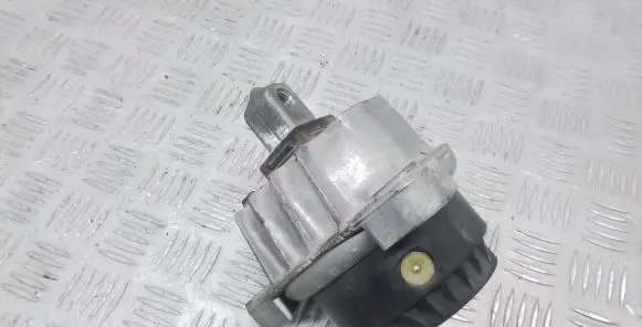 BMW 7 F01 F02 F03 F04 Engine mount bracket 6851264