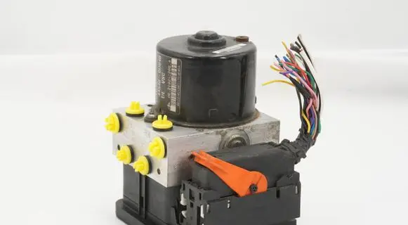 Toyota Yaris ABS Pump 445400D040 895410D050