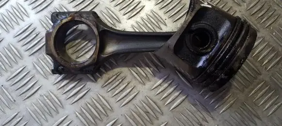 Audi 80 90 B3 Piston with connecting rod