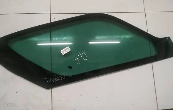 Citroen DS3 Rear side window as3
