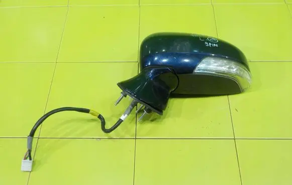 Toyota Avensis T270 Front door electric wing mirror LEWE 18AB29