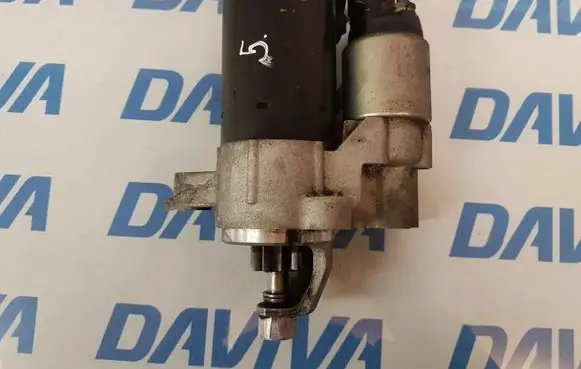 Audi A5 8T 8F Starter motor 0001107450