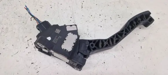 Toyota Yaris Accelerator throttle pedal 781100D010