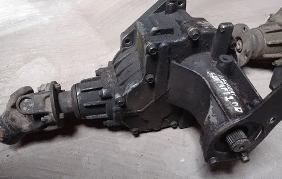 Hyundai Santa Fe Gearbox transfer box case Y020802273
