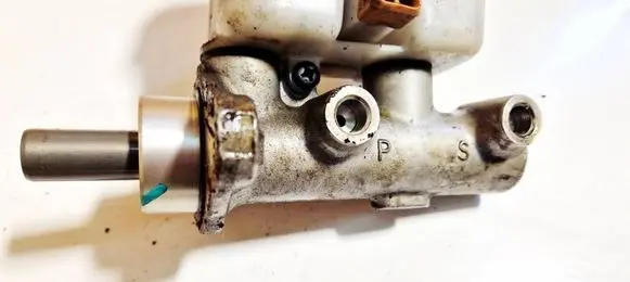 Hyundai Santa Fe Master brake cylinder bm1111271