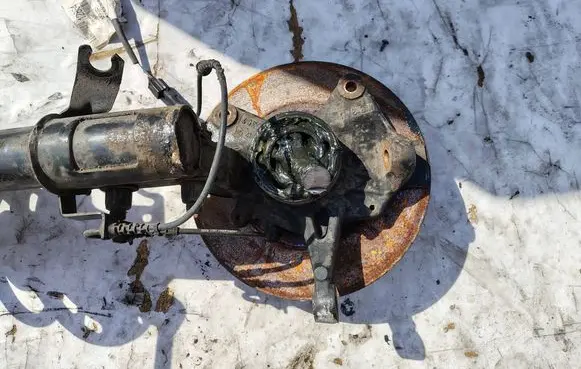Renault Megane III Front wheel hub spindle knuckle