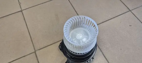 Toyota C-HR II Heater fan/blower DENSO8380