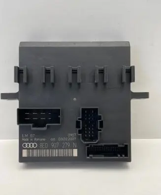 Audi A4 S4 B7 8E 8H Comfort/convenience module 8E0907279N