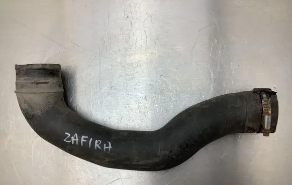 Opel Zafira B Coolant pipe/hose