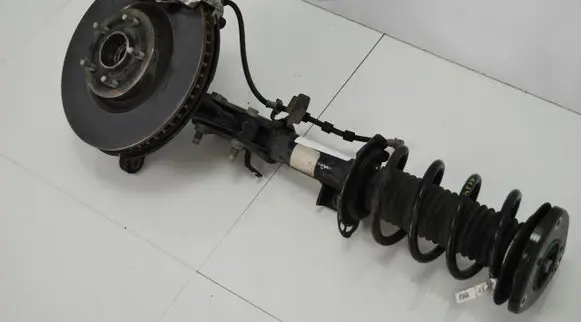 Ford Bronco Front wheel hub spindle knuckle LX6Z-3K186-A