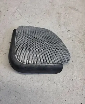 Volkswagen Polo III 6N 6N2 6NF Front door speaker cover trim 6K0867150D