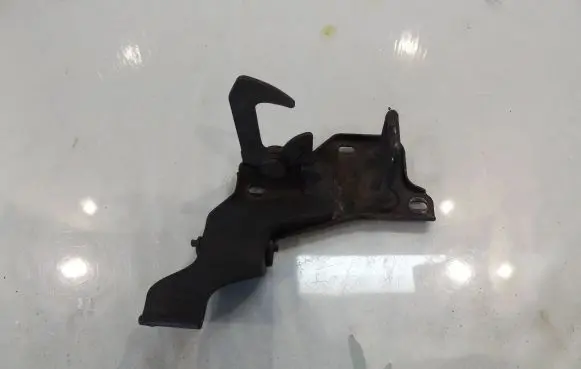 Skoda Fabia Mk2 (5J) Engine bonnet/hood lock/latch loop/hook 5J0823480B