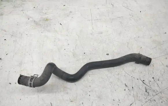 BMW 5 E60 E61 Engine coolant pipe/hose