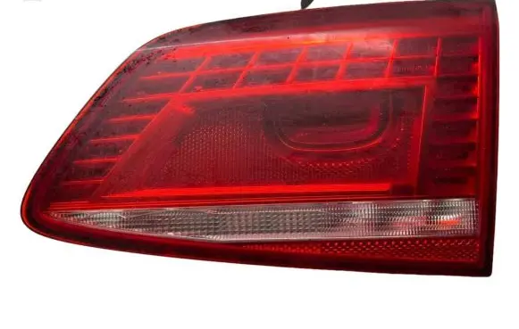 Volkswagen PASSAT B7 Tailgate rear/tail lights 3AF945307D