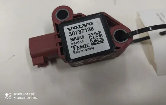 Volvo V50 Airbag deployment crash/impact sensor 30737138 MRSA5 8840A6