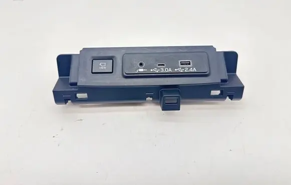 Subaru Ascent USB control unit 66068XC05A