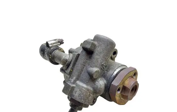 Skoda Octavia Mk1 (1U) Power steering pump 6N0145157