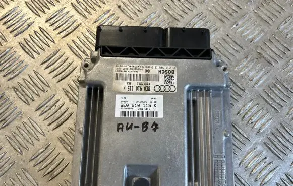 Audi A4 S4 B7 8E 8H Engine control unit/module 8E0910115K 0261S02210