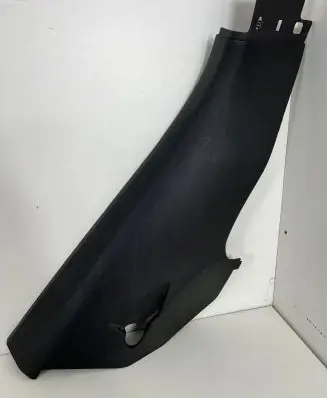 Volkswagen Touareg II (C) pillar trim 7P0867766D 7P0867766