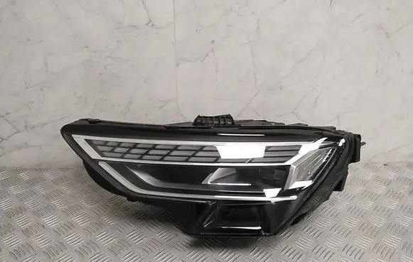 Audi A3 8Y Headlight/headlamp 8Y0941035H