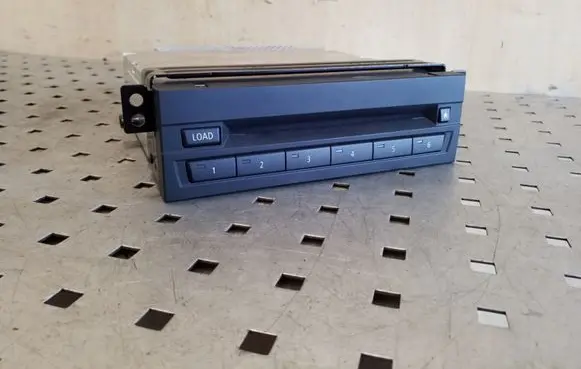 CD/DVD changer