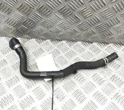 Volvo V60 Engine coolant pipe/hose 32339327
