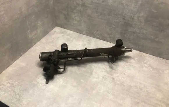 Toyota Avensis Verso Steering rack