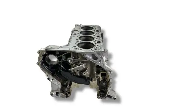 BMW 3 F30 F35 F31 Engine block 781059907 7810599 N47