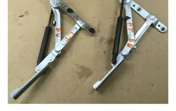 Maserati Quattroporte Tailgate/trunk/boot hinge