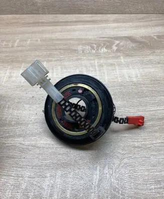 Volkswagen Golf III Airbag slip ring squib (SRS ring) 1H0959653